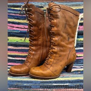 UGG Camilla Tan Leather Boots Women’s Size 7